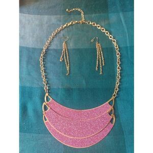 NWT Layered necklace and earrings set